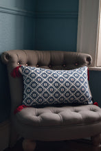Load image into Gallery viewer, Santa Fe Oblong Cushion
